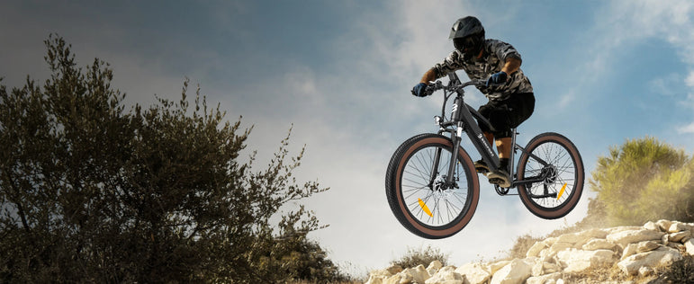 LUCKEEP C26 Aldult EBike 750W Motor 48V15AH Removable Battery City Electric Bikes 26*3.0-inch Off-road Mountain Electric Bicycle